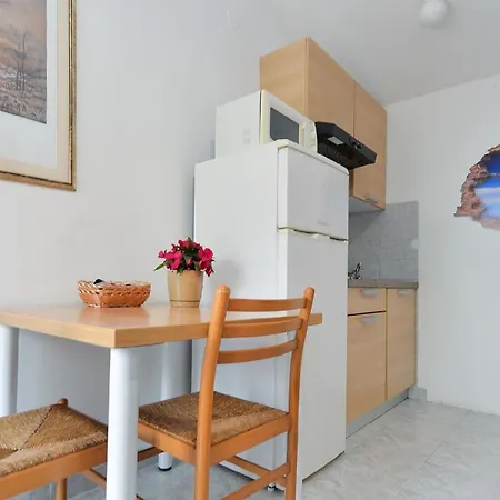 Apartment Fuer 2 Personen Ca 20 Qm In Pula, Istrien Istrische Riviera *